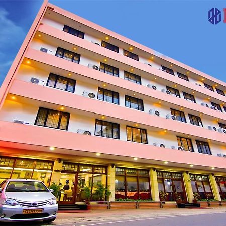 Hotel Excellency Kochi Eksteriør bilde