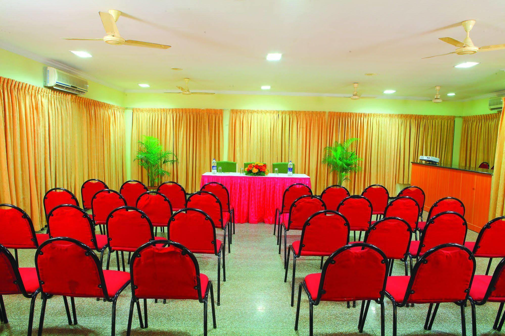 Hotel Excellency Kochi Eksteriør bilde