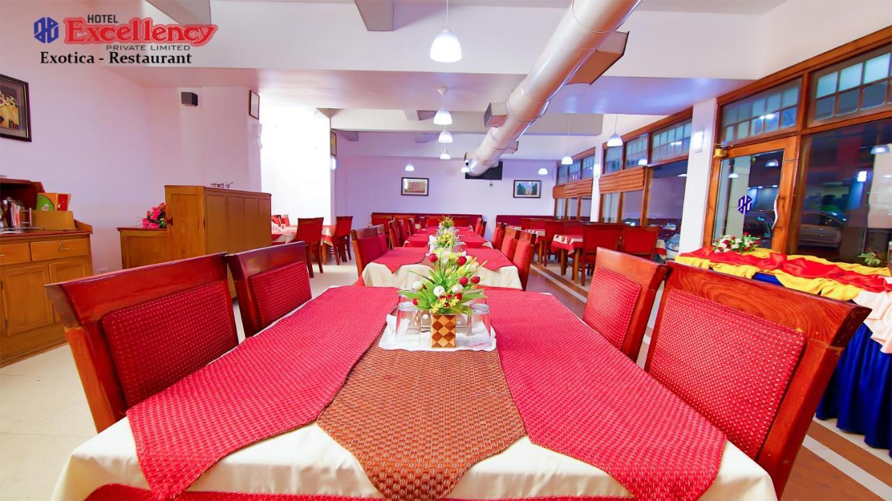 Hotel Excellency Kochi Eksteriør bilde