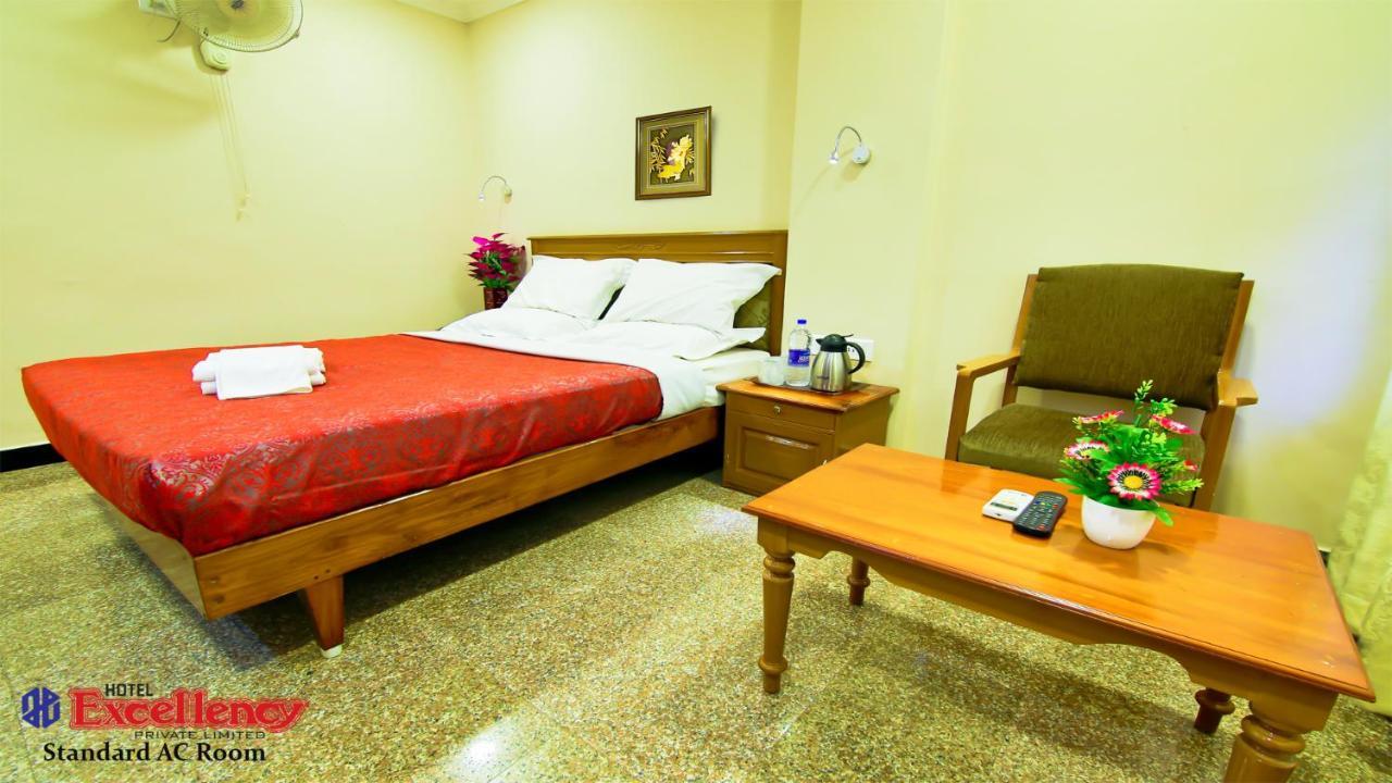 Hotel Excellency Kochi Eksteriør bilde