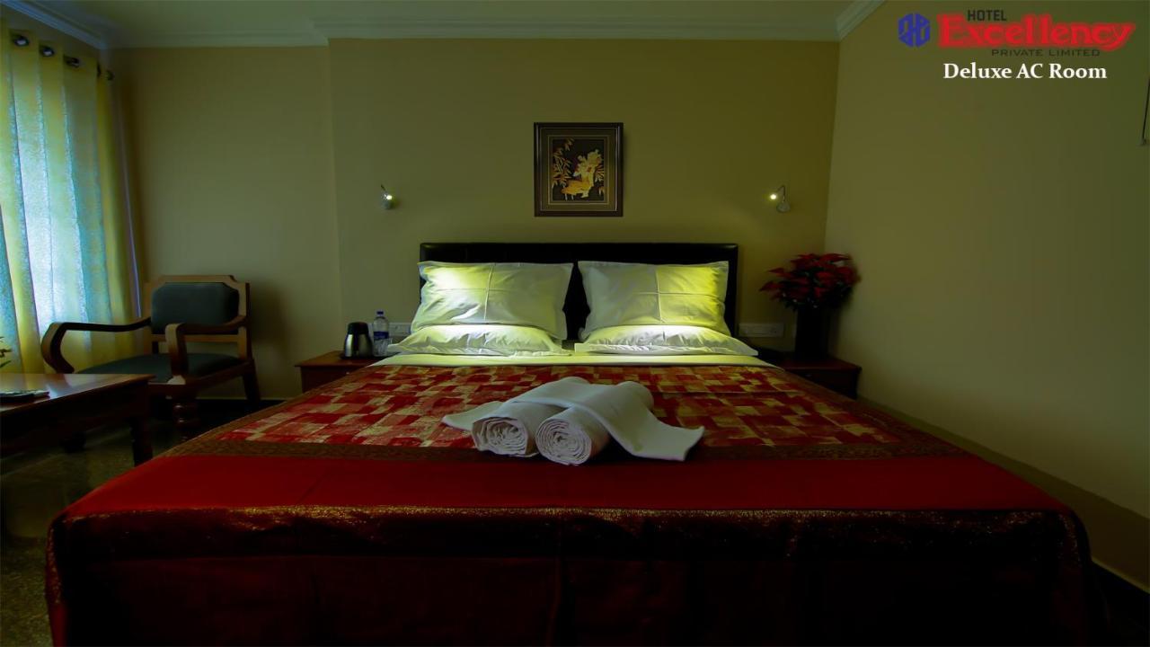 Hotel Excellency Kochi Eksteriør bilde