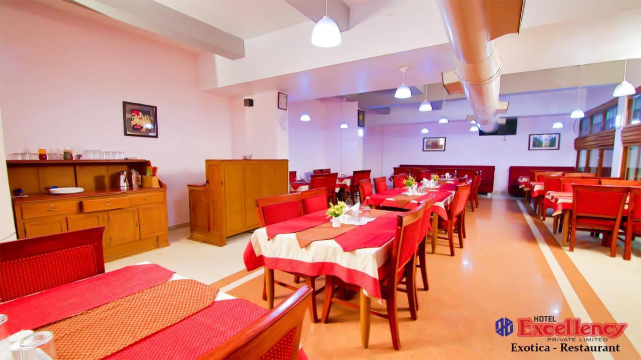 Hotel Excellency Kochi Eksteriør bilde
