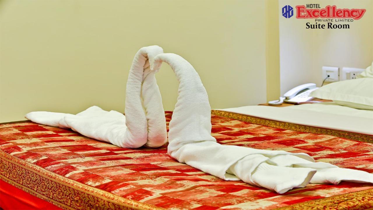 Hotel Excellency Kochi Eksteriør bilde